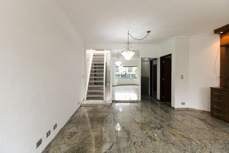 Sala  de casa para alugar com 3 quartos, 300m² em Chácara Santo Antônio (zona Leste), São Paulo