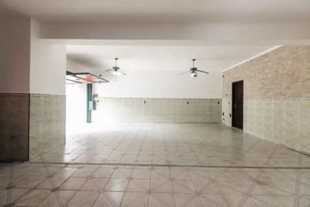 Casa para alugar com 300m², 3 quartos e 5 vagasGaragem 