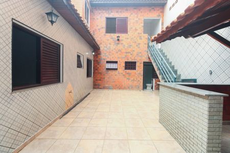 Casa para alugar com 300m², 3 quartos e 5 vagasQuintal e Churrasqueira 