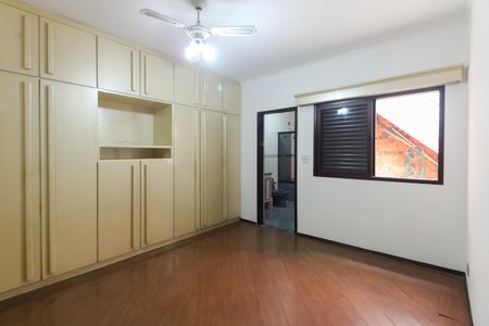 Casa para alugar com 300m², 3 quartos e 5 vagasSuíte 