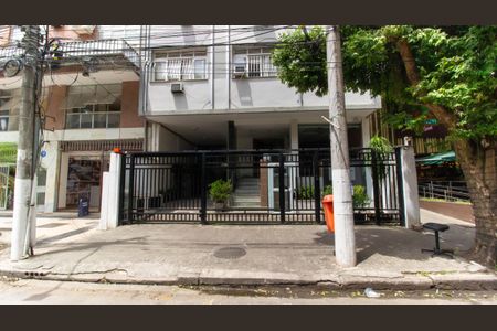 Apartamento para alugar com 80m², 2 quartos e sem vaga