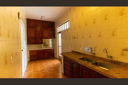 Apartamento para alugar com 80m², 2 quartos e sem vaga