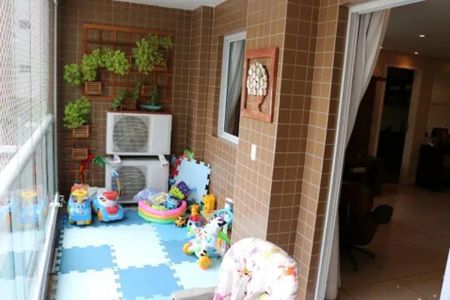 Apartamento à venda com 128m², 3 quartos e 2 vagas Apartamento à venda com 128m², 3 quartos e 2 vagasFoto 02