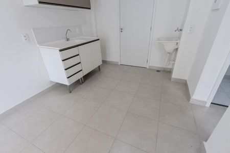 Apartamento para alugar com 34m², 2 quartos e 1 vagaCozinha e área de serviço