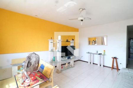 Sala de casa à venda com 3 quartos, 110m² em Jardim Carioca, Rio de Janeiro