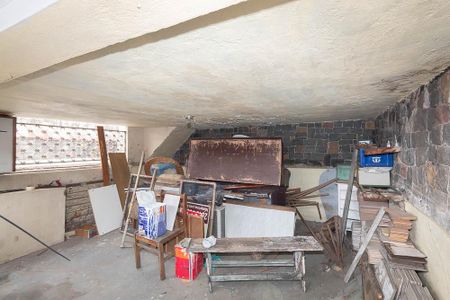 Casa à venda com 180m², 3 quartos e 2 vagas Casa à venda com 180m², 3 quartos e 2 vagasGaragem 2