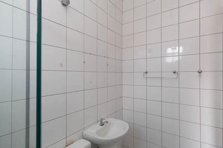 Casa à venda com 180m², 3 quartos e 2 vagas Casa à venda com 180m², 3 quartos e 2 vagasBanheiro da Suíte