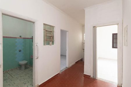 Casa à venda com 180m², 3 quartos e 2 vagas Casa à venda com 180m², 3 quartos e 2 vagasHall