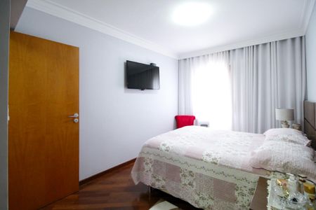 Apartamento à venda com 120m², 3 quartos e 2 vagas Apartamento à venda com 120m², 3 quartos e 2 vagasSuíte 3