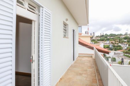 Casa para alugar com 680m², 4 quartos e 4 vagasSacada