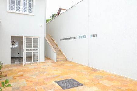 Casa para alugar com 680m², 4 quartos e 4 vagasÁrea Externa