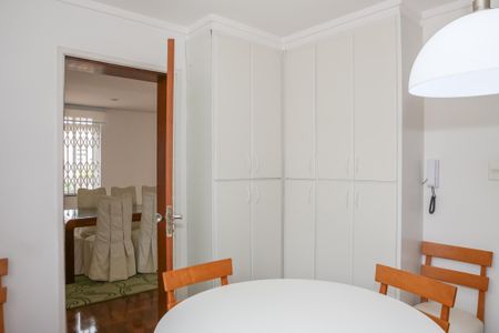 Casa para alugar com 680m², 4 quartos e 4 vagasCozinha