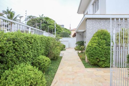 Casa para alugar com 680m², 4 quartos e 4 vagasÁrea Externa