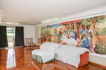 Casa para alugar com 680m², 4 quartos e 4 vagasSala Externa