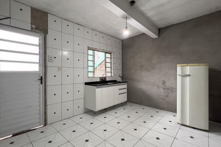 Cozinha de casa para alugar com 1 quarto, 25m² em Parque Continental, Guarulhos