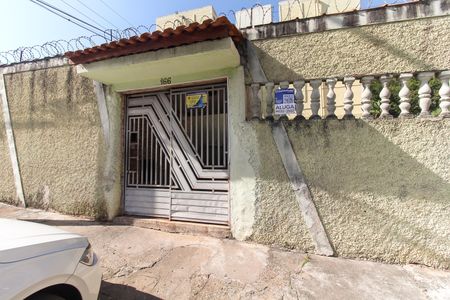 Apartamento para alugar com 51m², 3 quartos e 1 vagaFachada + Placa