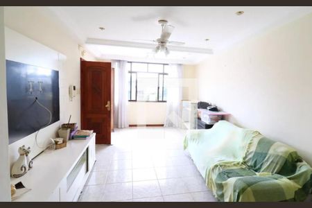 Sala de casa à venda com 2 quartos, 210m² em Jardim Carioca, Rio de Janeiro