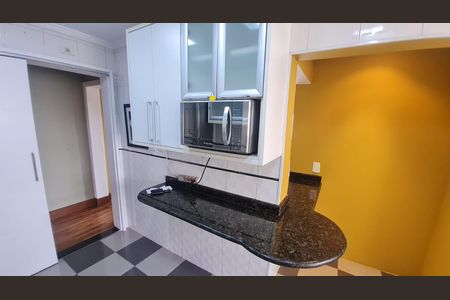 Apartamento para alugar com 140m², 2 quartos e 2 vagas Apartamento para alugar com 140m², 2 quartos e 2 vagasCozinha