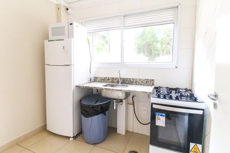 Apartamento para alugar com 35m², 2 quartos e sem vaga Apartamento para alugar com 35m², 2 quartos e sem vagaÁrea comum - Salão de festas