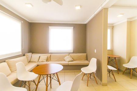 Apartamento para alugar com 35m², 2 quartos e sem vaga Apartamento para alugar com 35m², 2 quartos e sem vagaÁrea comum - Salão de festas