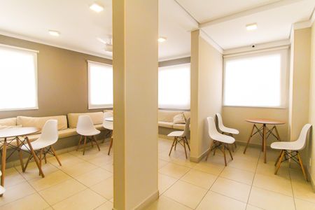 Apartamento para alugar com 35m², 2 quartos e sem vaga Apartamento para alugar com 35m², 2 quartos e sem vagaÁrea comum - Salão de festas