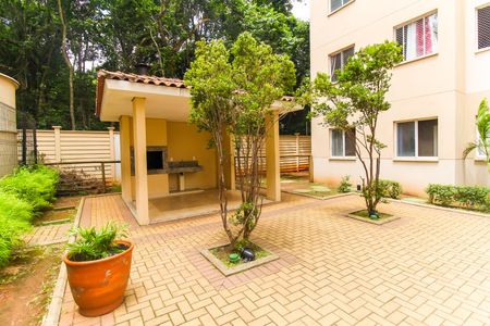 Apartamento para alugar com 35m², 2 quartos e sem vaga Apartamento para alugar com 35m², 2 quartos e sem vagaÁrea comum - Churrasqueira