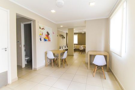 Apartamento para alugar com 35m², 2 quartos e sem vaga Apartamento para alugar com 35m², 2 quartos e sem vagaÁrea comum - Salão de festas