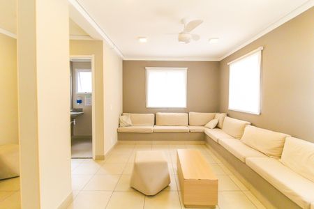 Apartamento para alugar com 35m², 2 quartos e sem vaga Apartamento para alugar com 35m², 2 quartos e sem vagaÁrea comum - Salão de festas
