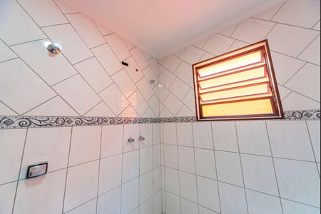 Casa para alugar com 100m², 3 quartos e 3 vagasBanheiro