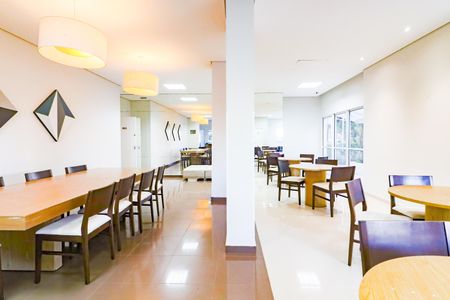 Apartamento à venda com 60m², 2 quartos e 1 vaga Apartamento à venda com 60m², 2 quartos e 1 vagaÁrea comum - Salão de festas