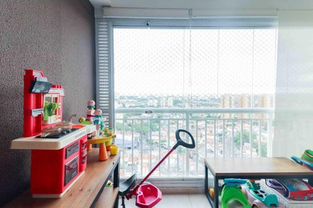 Apartamento à venda com 60m², 2 quartos e 1 vaga Apartamento à venda com 60m², 2 quartos e 1 vagaVaranda