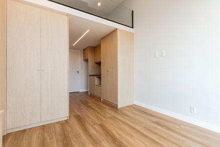 Studio para alugar com 402m², 1 quarto e sem vaga Studio para alugar com 402m², 1 quarto e sem vagaStudio