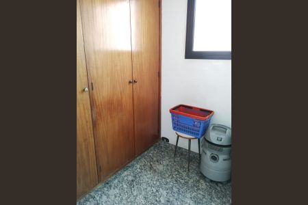 Apartamento à venda com 110m², 3 quartos e 2 vagasQUARTO DE EMPREGADA