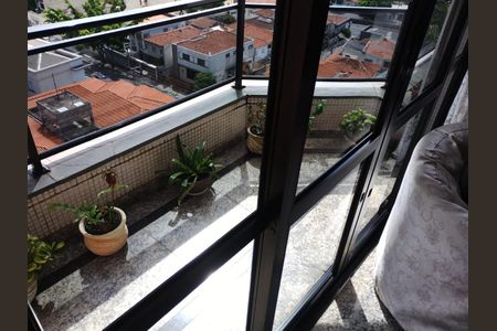 Apartamento à venda com 110m², 3 quartos e 2 vagasVARANDA