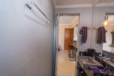 Apartamento à venda com 50m², 2 quartos e 1 vaga Apartamento à venda com 50m², 2 quartos e 1 vagaBanheiro
