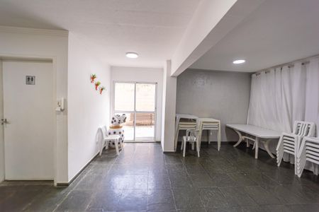 Apartamento à venda com 50m², 2 quartos e 1 vaga Apartamento à venda com 50m², 2 quartos e 1 vagaÁrea comum - Salão de festas