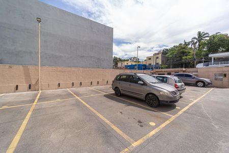 Apartamento à venda com 50m², 2 quartos e 1 vaga Apartamento à venda com 50m², 2 quartos e 1 vagaGaragem