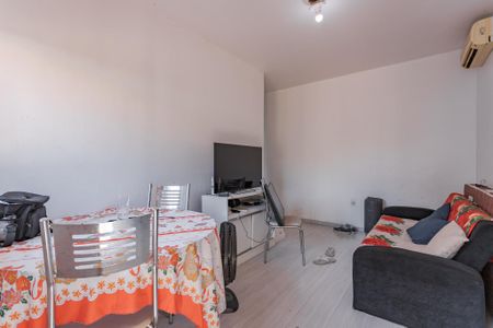 Casa à venda com 164m², 4 quartos e 4 vagasSala