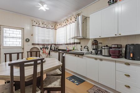 Casa à venda com 164m², 4 quartos e 4 vagasCozinha