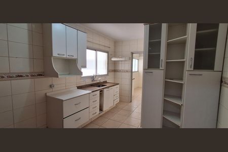 Apartamento para alugar com 116m², 2 quartos e 1 vaga Apartamento para alugar com 116m², 2 quartos e 1 vagaCozinha