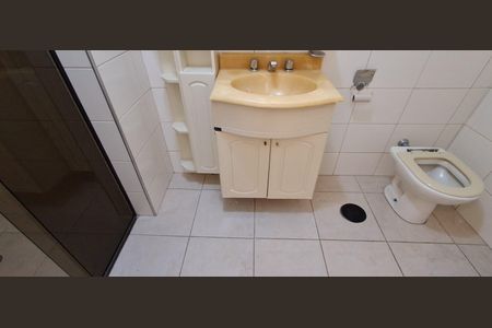 Apartamento para alugar com 116m², 2 quartos e 1 vaga Apartamento para alugar com 116m², 2 quartos e 1 vagaBanheiro Social