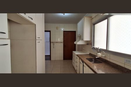 Apartamento para alugar com 116m², 2 quartos e 1 vaga Apartamento para alugar com 116m², 2 quartos e 1 vagaCozinha