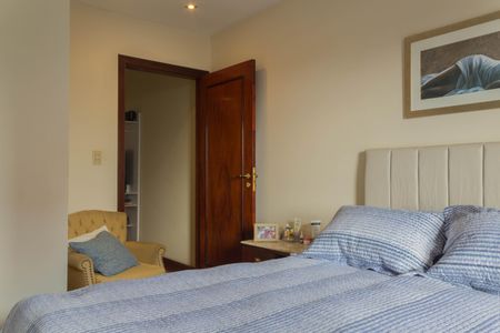 Suíte 1 de casa à venda com 4 quartos, 209m² em Vila Village, São Bernardo do Campo