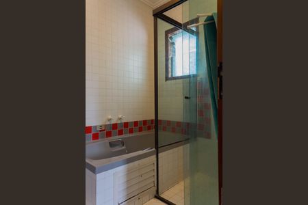 Casa à venda com 209m², 4 quartos e 4 vagasBanheiro