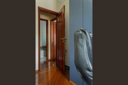 Casa à venda com 209m², 4 quartos e 4 vagasQuarto 2