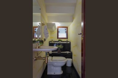 Casa à venda com 209m², 4 quartos e 4 vagasLavabo