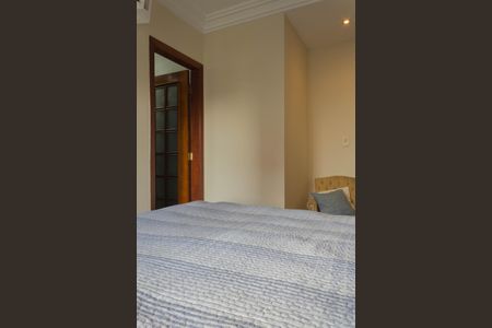 Suíte 1 de casa à venda com 4 quartos, 209m² em Vila Village, São Bernardo do Campo