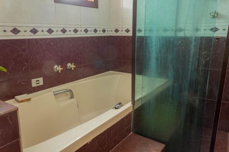 Casa à venda com 209m², 4 quartos e 4 vagasBanheiro da Suíte 1