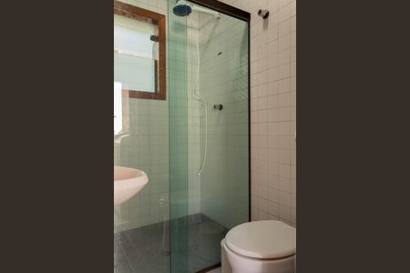 Casa à venda com 209m², 4 quartos e 4 vagasBanheiro de Serviço