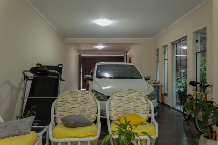 Casa à venda com 209m², 4 quartos e 4 vagasGaragem